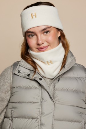 Offwhite hals 